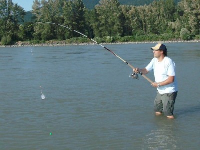 ... bar fishing chinook salmon on the mighty Fraser river!