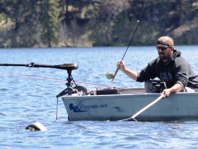 ... trying to land a scrappy Roche lake bow!