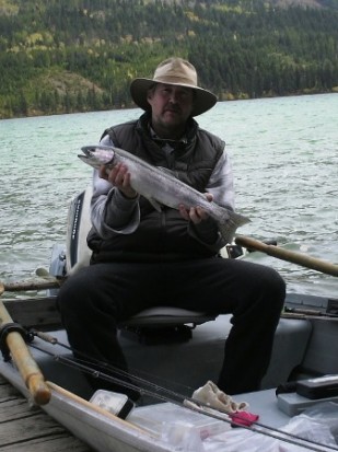 A Wonderful Whitetail Lake Fishing Vacation ... beauty bow!